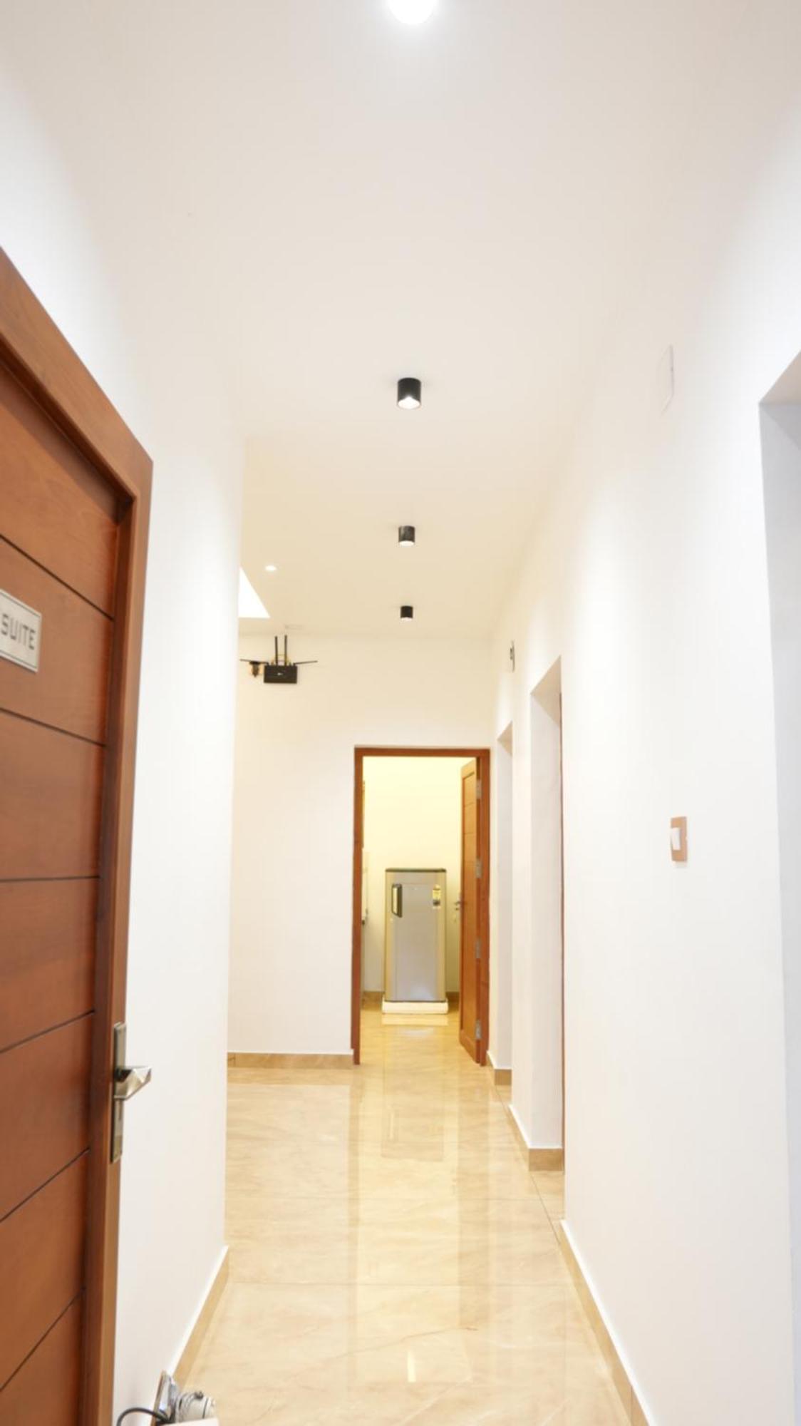 Alwaye Neom'S Golden Gate酒店 外观 照片